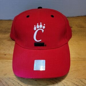 Cincinnati Bearcats Headmaster One Size Fits All Strapback Hat Cap Travis Kelce